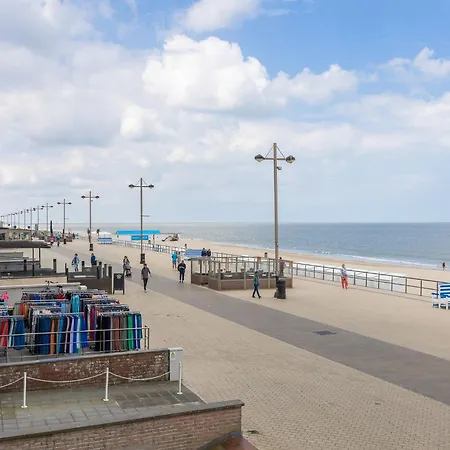 Flat In Nieuwpoort With Stunning Sea View, Cleaning Included Appartamento