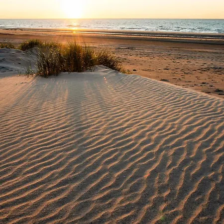 Flat In Nieuwpoort With Stunning Sea View, Cleaning Included *