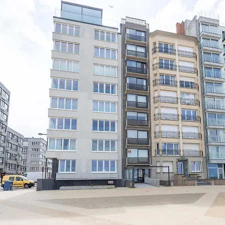 Flat In Nieuwpoort With Stunning Sea View, Cleaning Included *